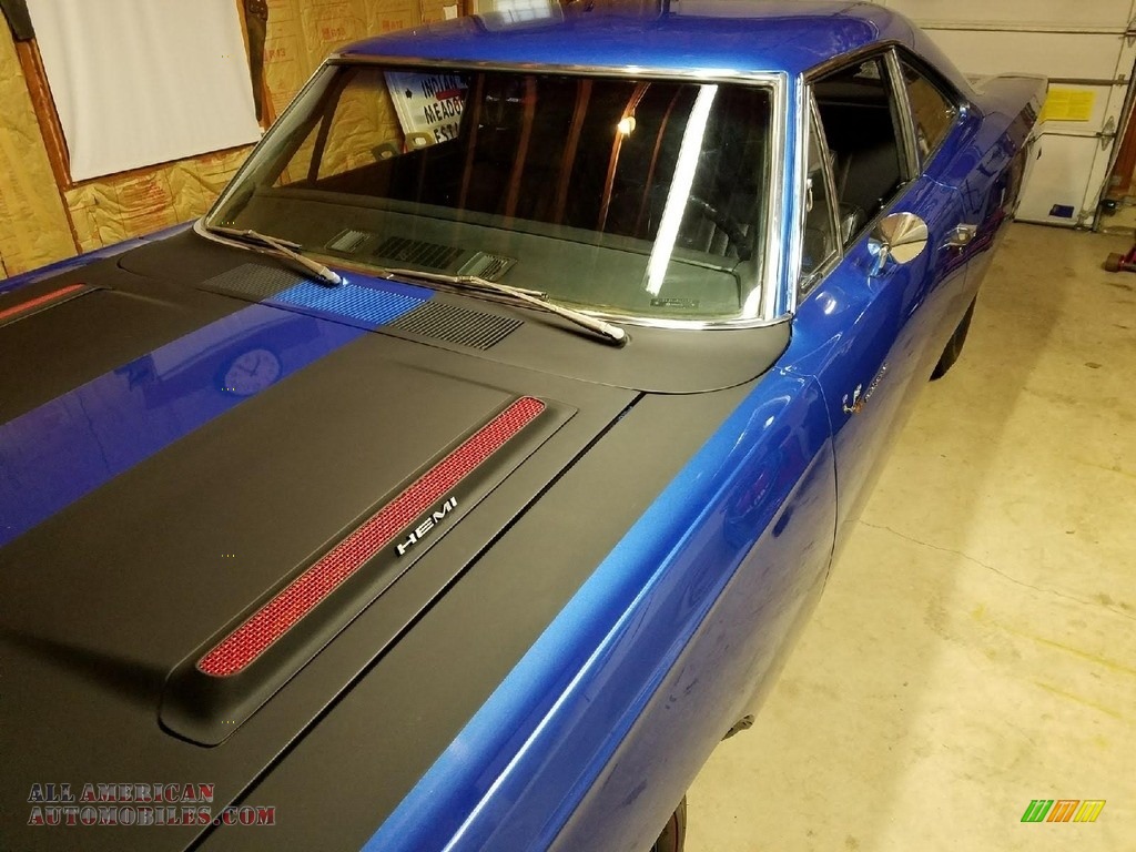 1969 Road Runner 2 Door Coupe - B 5 Blue / Black photo #22