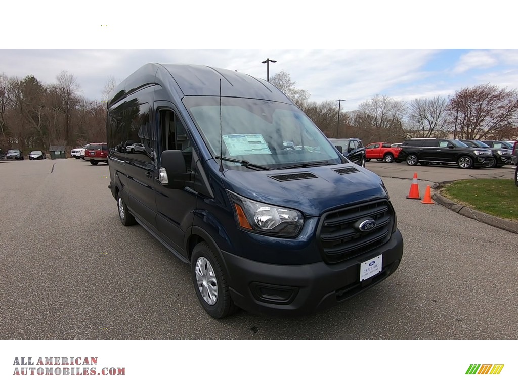 Blue Jeans / Dark Palazzo Grey Ford Transit Passenger Wagon XL 350 HR Extended