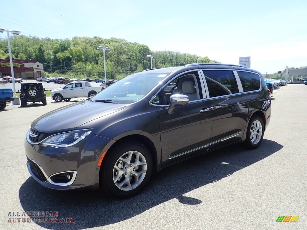 Ceramic Grey / Alloy/Black Chrysler Pacifica Limited