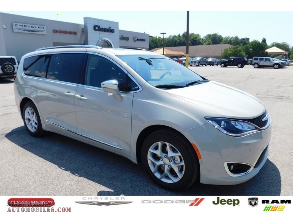 Luxury White Pearl / Alloy/Black Chrysler Pacifica Limited