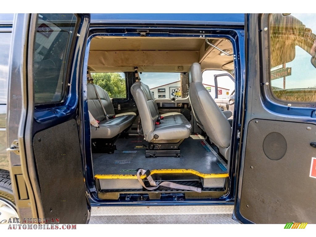 2011 E Series Van E350 XL Extended Passenger - Dark Blue Pearl Metallic / Medium Flint photo #8