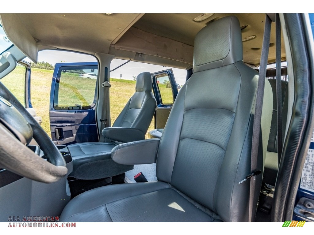 2011 E Series Van E350 XL Extended Passenger - Dark Blue Pearl Metallic / Medium Flint photo #22
