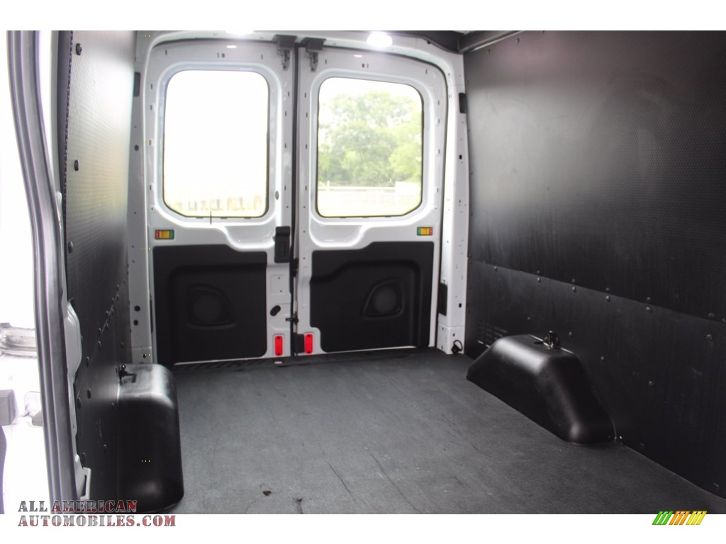 2019 Transit Van 250 MR Long - Oxford White / Charcoal black photo #28