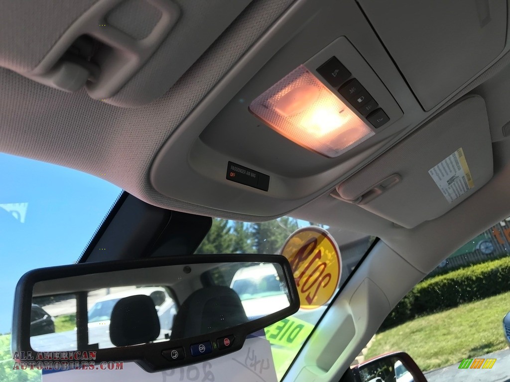 2019 Colorado Z71 Crew Cab 4x4 - Red Hot / Jet Black photo #23