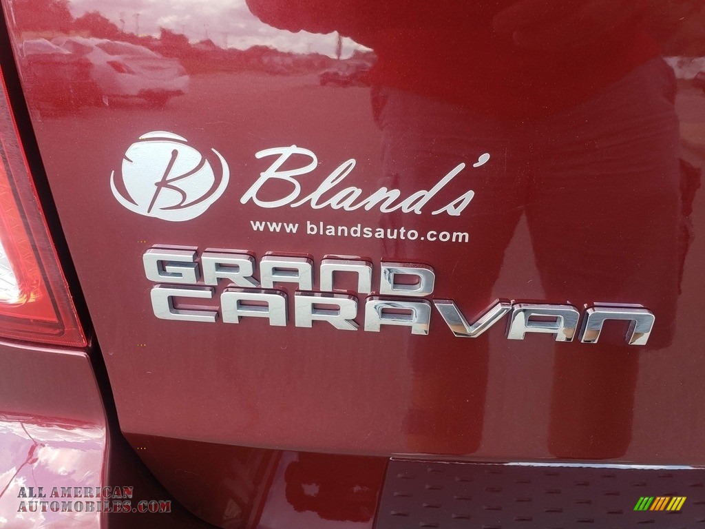 2017 Grand Caravan GT - Octane Red / Black photo #30