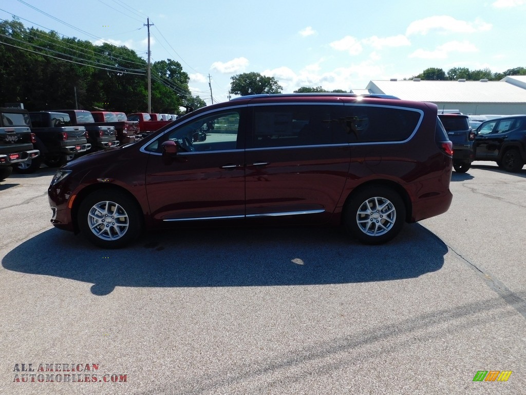 2020 Pacifica Touring L - Velvet Red Pearl / Alloy/Black photo #4