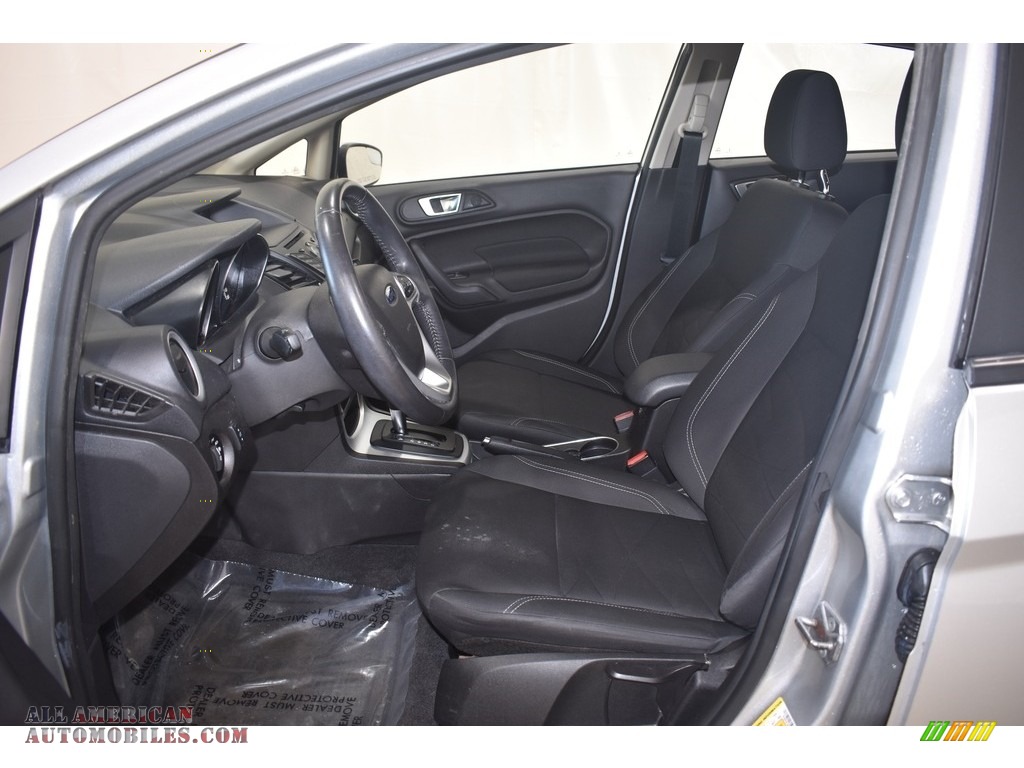2016 Fiesta SE Hatchback - Ingot Silver Metallic / Charcoal Black photo #7