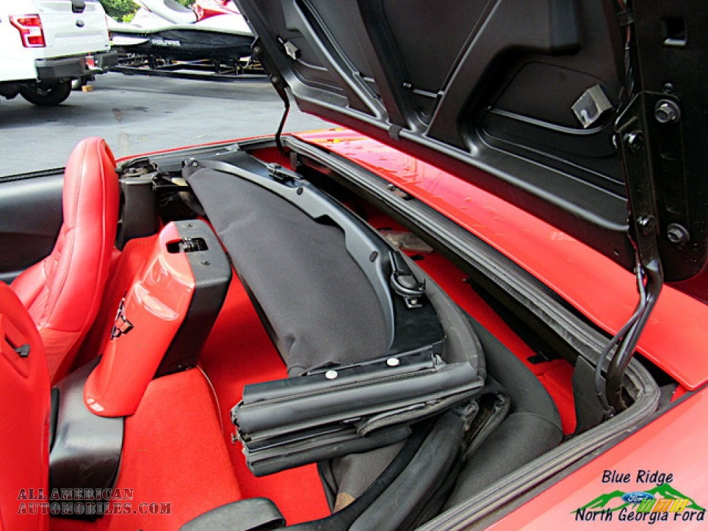 2002 Corvette Convertible - Torch Red / Torch Red photo #21