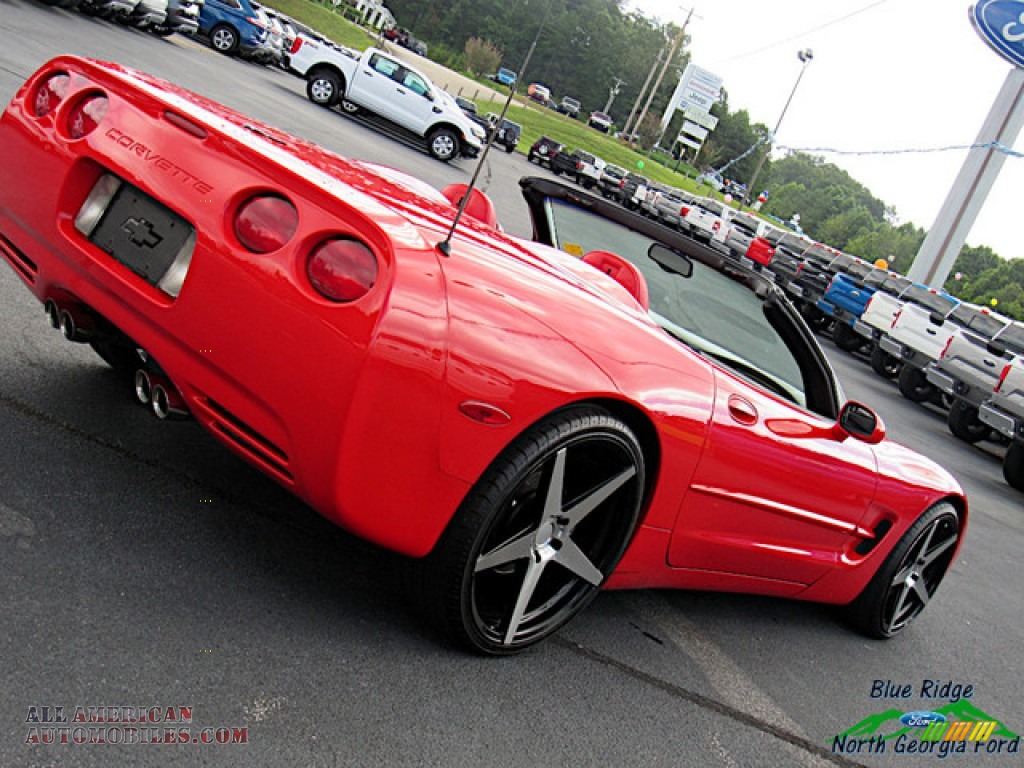 2002 Corvette Convertible - Torch Red / Torch Red photo #29