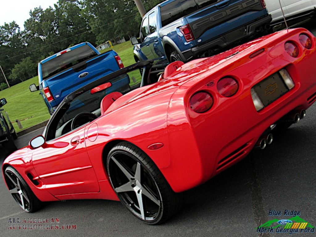 2002 Corvette Convertible - Torch Red / Torch Red photo #30