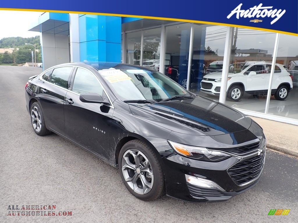 2019 Chevrolet Malibu RS in Mosaic Black Metallic photo 2 157883
