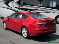 Ford Fusion SE Rapid Red photo #3