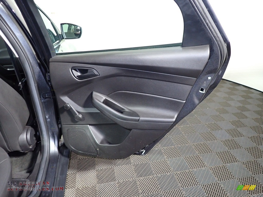 2017 Focus S Sedan - Magnetic / Charcoal Black photo #21