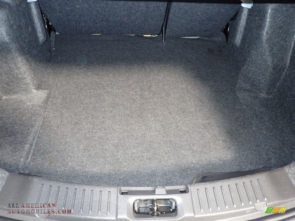 2017 Fiesta SE Sedan - Oxford White / Charcoal Black photo #13