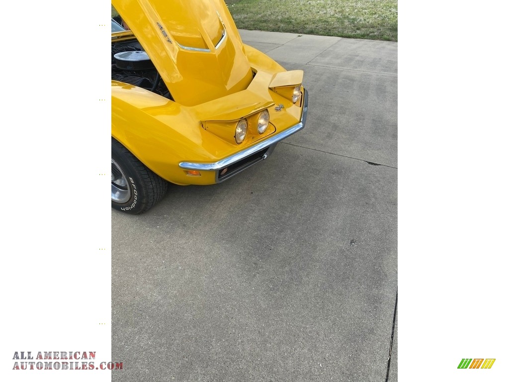 1969 Corvette Coupe - Daytona Yellow / Black photo #2