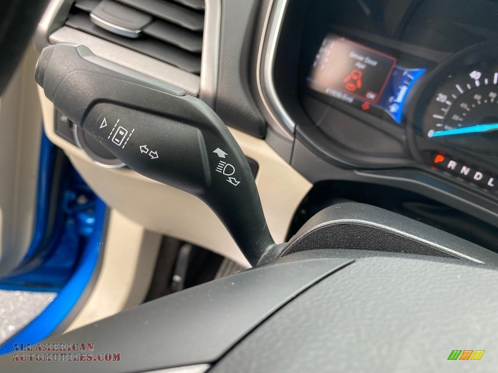 2019 Fusion Hybrid SE - Velocity Blue / Ebony photo #18