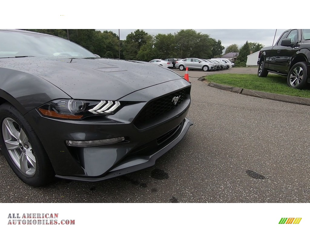 2020 Mustang EcoBoost Fastback - Magnetic / Ebony photo #25