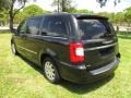 Chrysler Town & Country Touring Brilliant Black Crystal Pearl photo #5
