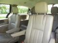 Chrysler Town & Country Touring Brilliant Black Crystal Pearl photo #39