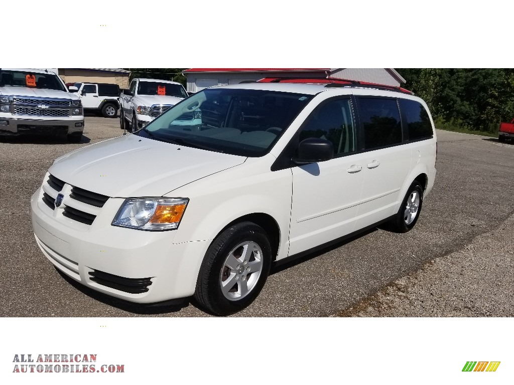 Stone White / Medium Slate Gray/Light Shale Dodge Grand Caravan SE Hero