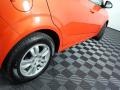 Chevrolet Sonic LS Hatch Inferno Orange Metallic photo #16