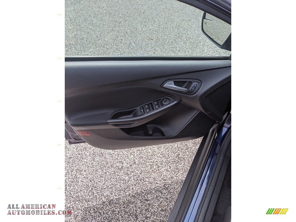 2017 Focus SEL Sedan - Kona Blue / Charcoal Black photo #12