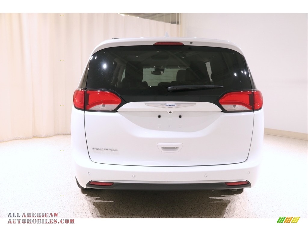 2018 Pacifica Touring L - Bright White / Cognac/Alloy/Toffee photo #20