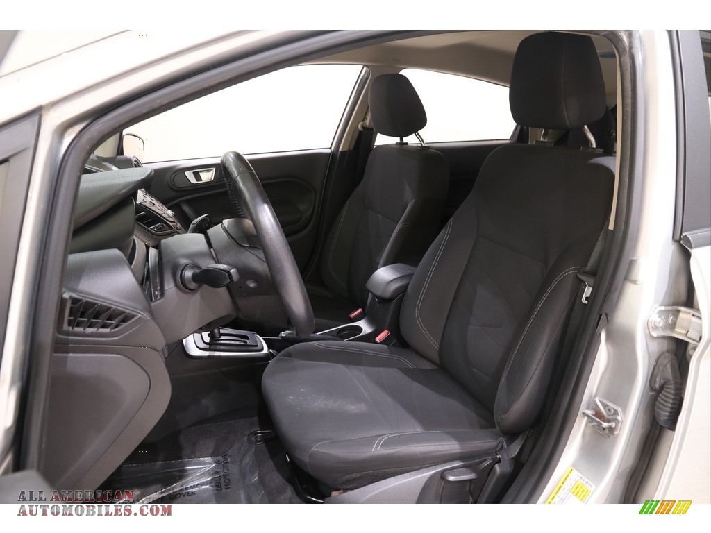 2016 Fiesta SE Hatchback - Ingot Silver Metallic / Charcoal Black photo #5