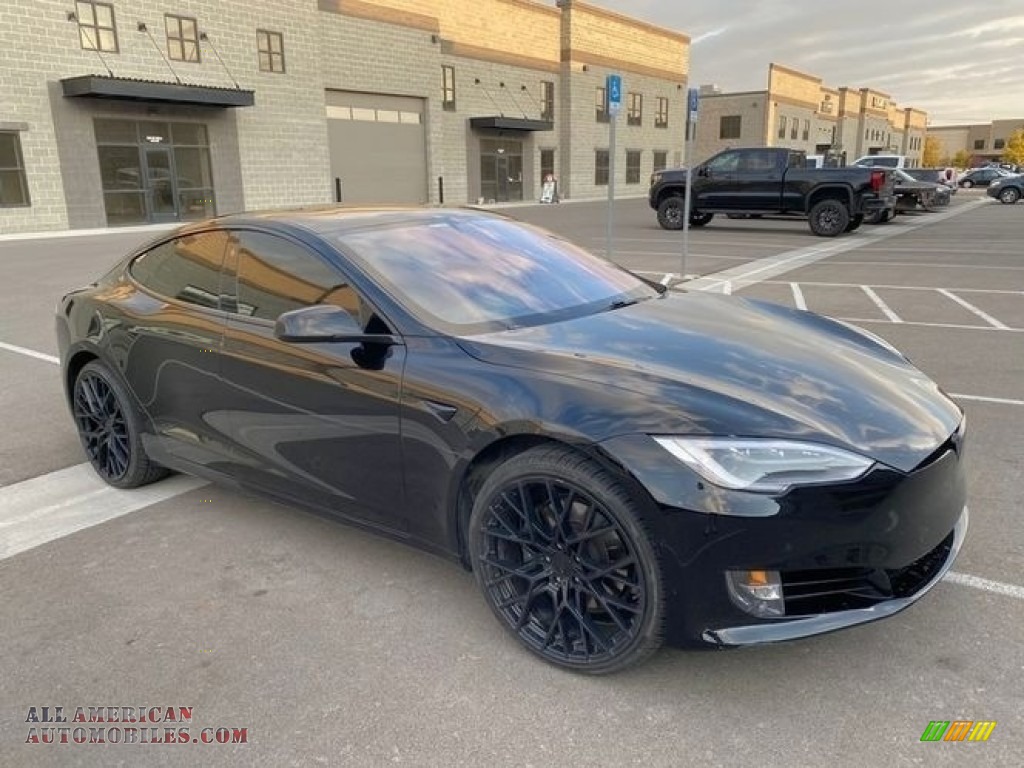2019 Model S 100D - Solid Black / Black photo #8