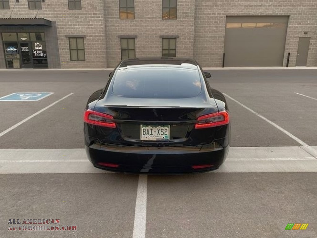 2019 Model S 100D - Solid Black / Black photo #11