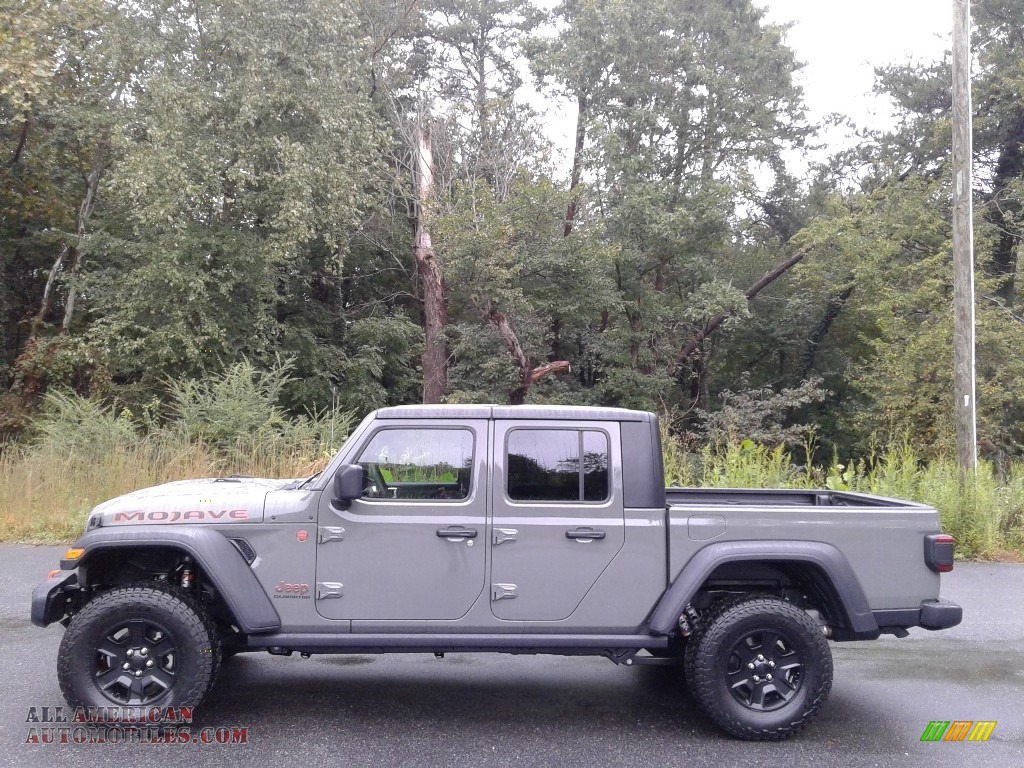 Sting-Gray / Black/Steel Gray Jeep Gladiator Mojave 4x4
