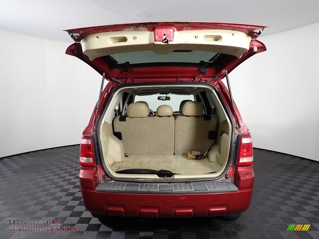 2008 Escape Limited 4WD - Redfire Metallic / Camel photo #14