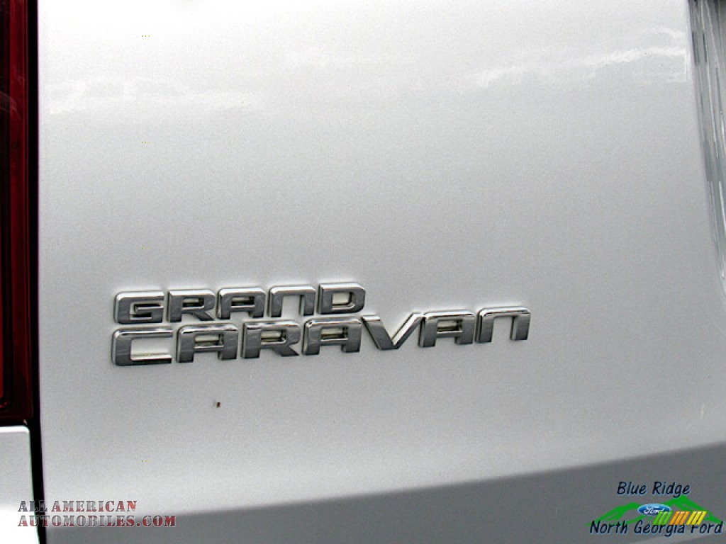 2012 Grand Caravan SE - Bright Silver Metallic / Black/Light Graystone photo #26