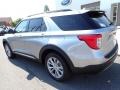 Ford Explorer XLT 4WD Iconic Silver Metallic photo #3