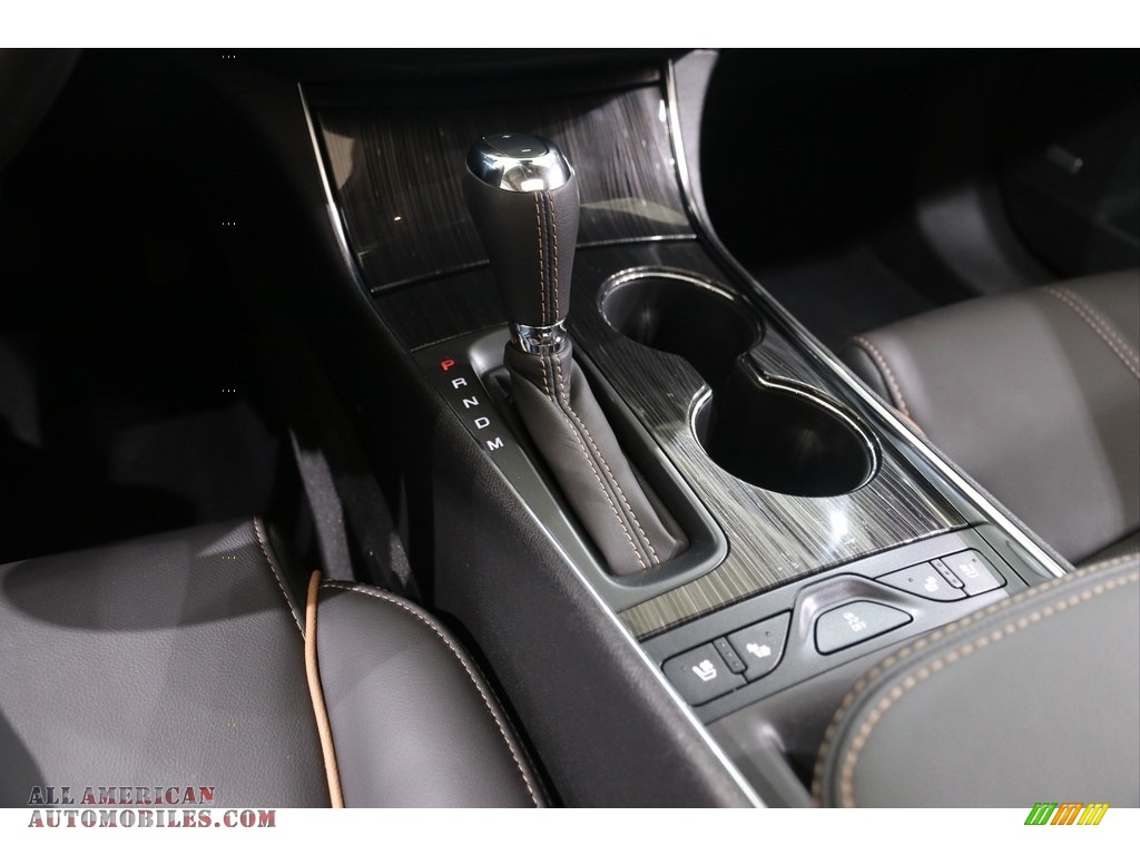 2019 Impala Premier - Iridescent Pearl Tricoat / Jet Black photo #13
