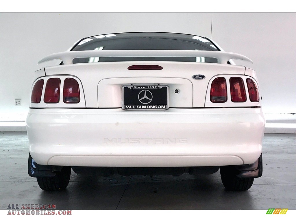 1998 Mustang V6 Coupe - Ultra White / Medium Graphite photo #3