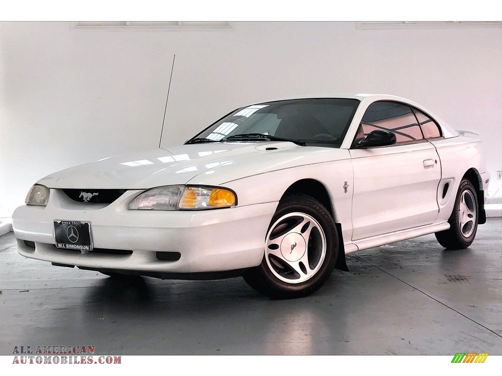 1998 Mustang V6 Coupe - Ultra White / Medium Graphite photo #12