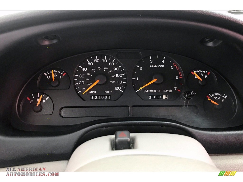 1998 Mustang V6 Coupe - Ultra White / Medium Graphite photo #23