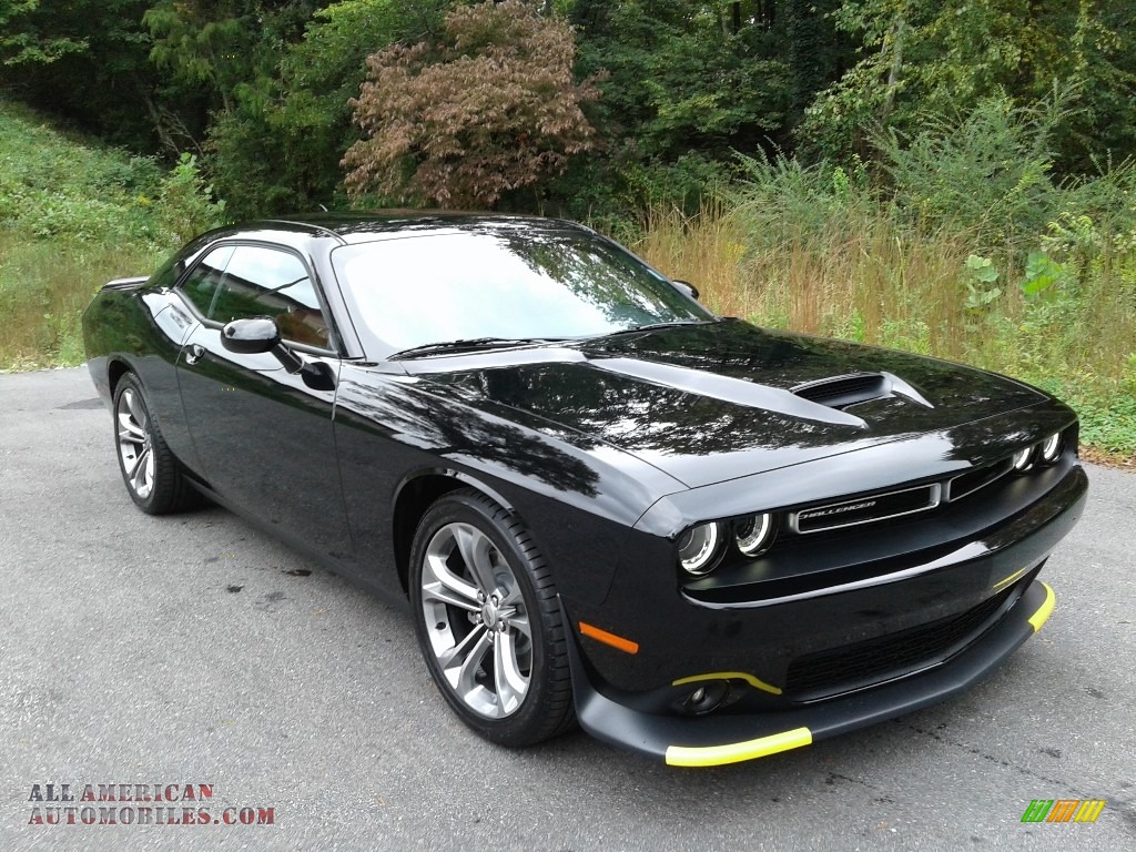 2020 Challenger GT - Pitch Black / Black/Ruby Red photo #4