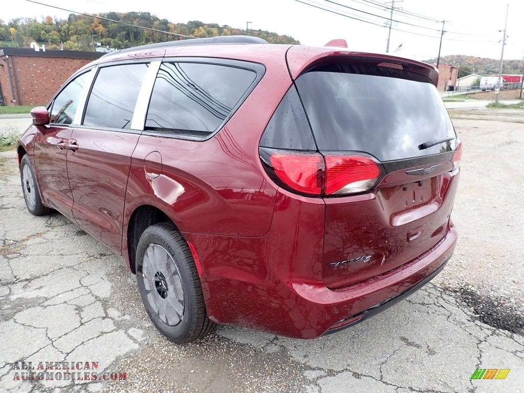 2020 Pacifica Launch Edition AWD - Velvet Red Pearl / Black photo #3