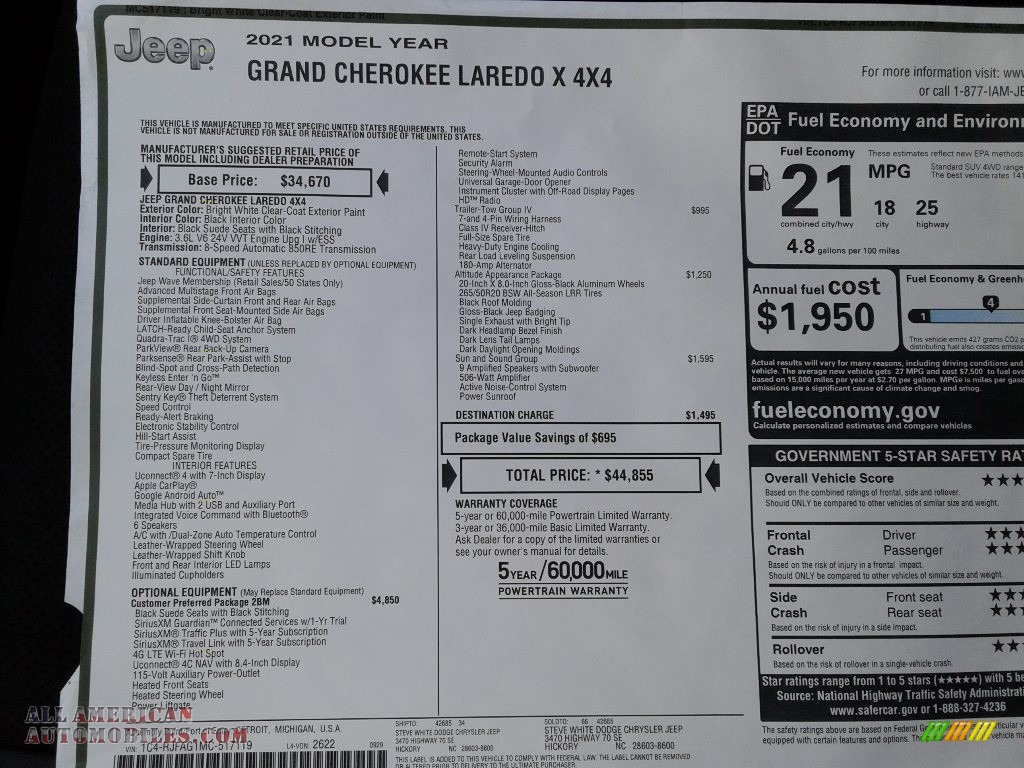 2021 Grand Cherokee Laredo 4x4 - Bright White / Black photo #30