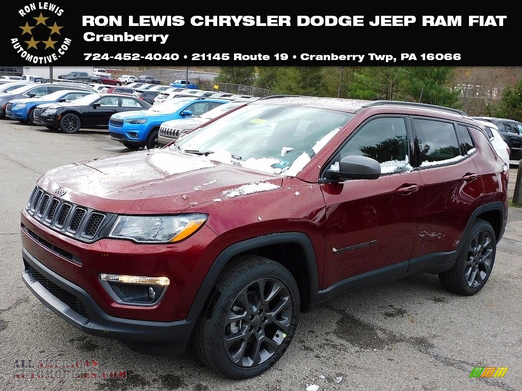 Velvet Red Pearl / Black Jeep Compass 80th Special Edition 4x4