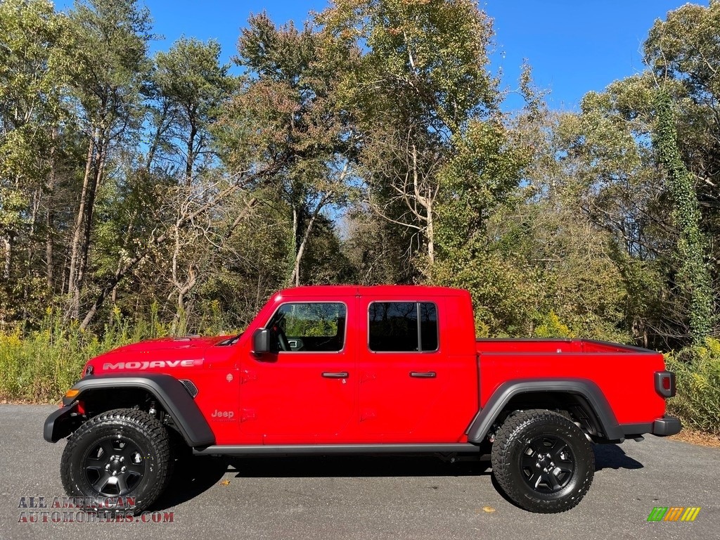 Firecracker Red / Black Jeep Gladiator Mojave 4x4