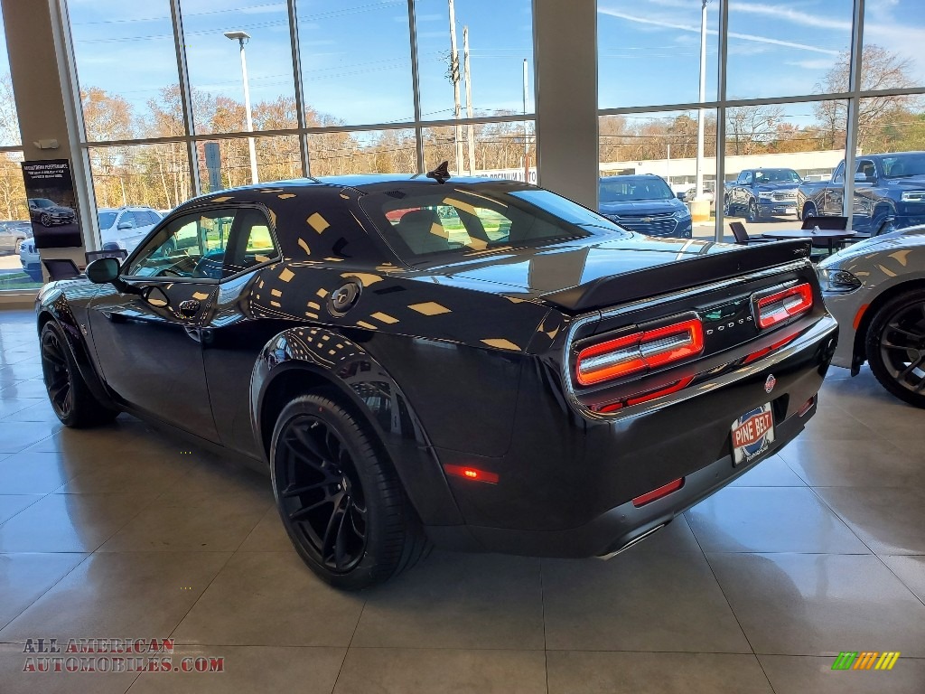 2020 Challenger R/T Scat Pack - Pitch Black / Black/Ruby Red photo #10