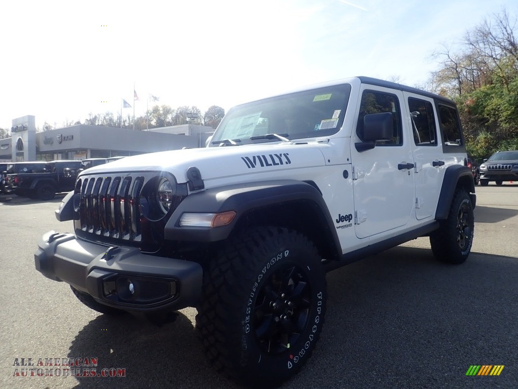 Bright White / Black Jeep Wrangler Unlimited Willys 4x4