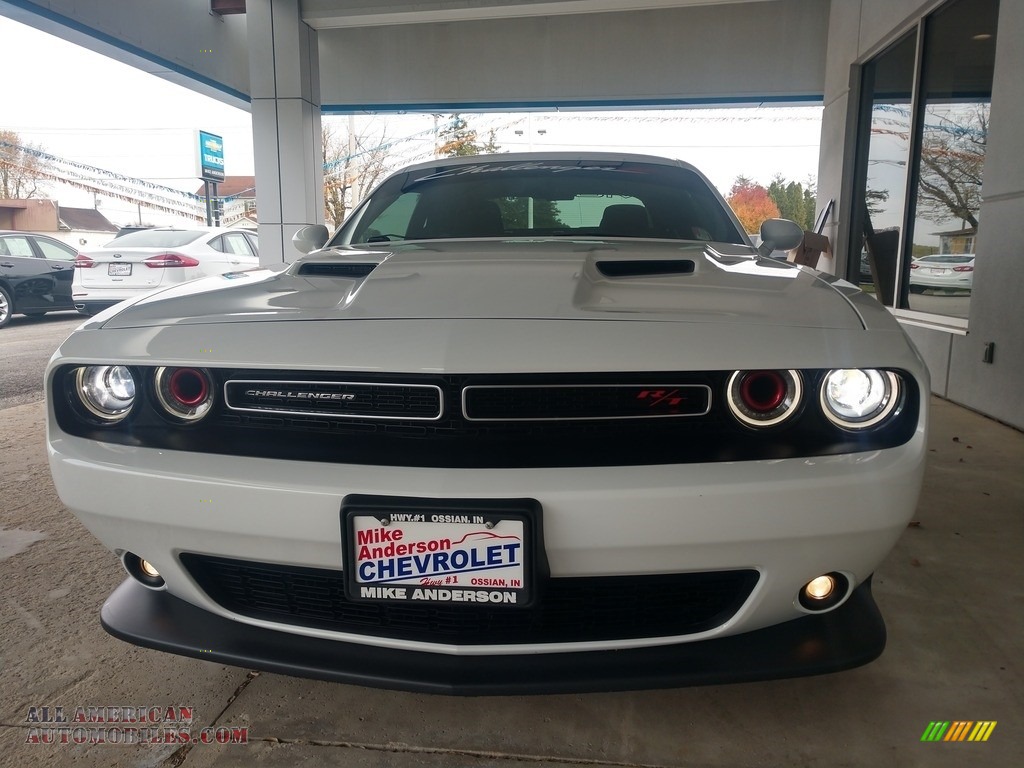 2018 Challenger R/T Scat Pack - White Knuckle / Black photo #9