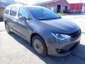 Chrysler Pacifica Launch Edition AWD Ceramic Grey photo #7