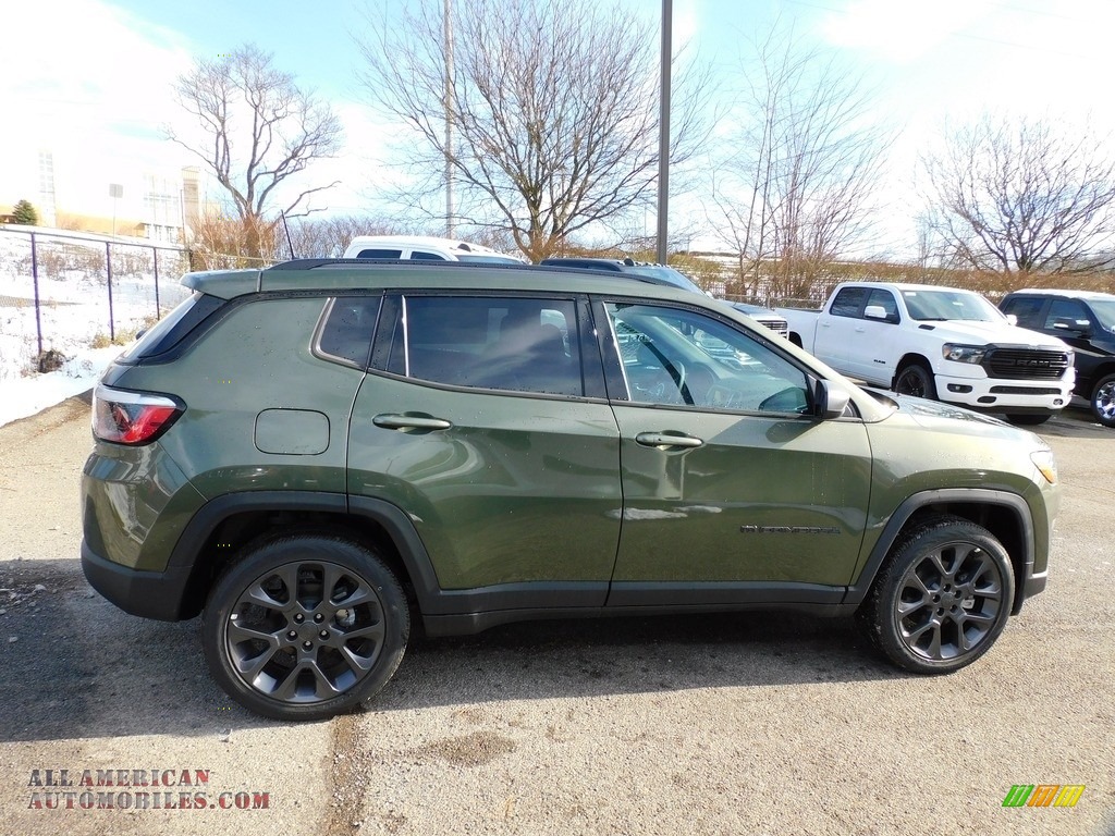 2021 Compass 80th Special Edition 4x4 - Olive Green Pearl / Black photo #4