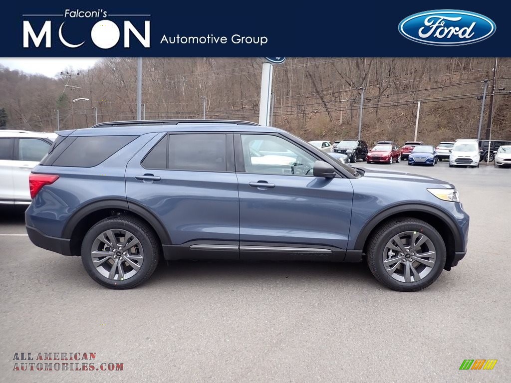 2021 Ford Explorer XLT 4WD in Infinite Blue Metallic photo 4 A38635