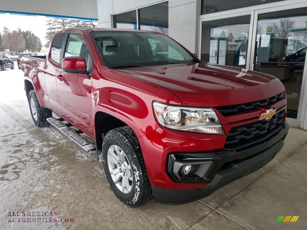 2021 Chevrolet Colorado WT Extended Cab in Cherry Red Tintcoat photo #2